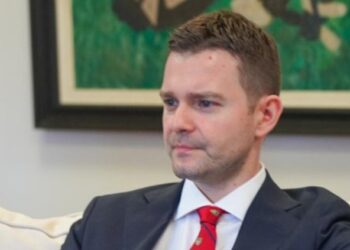 Нашият посланик в РСМ е бил извикан, Тимчо Муцунски изисква извинение от България.