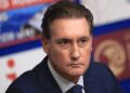 Напрежение: Кирил Домусчиев се зае с депутатите