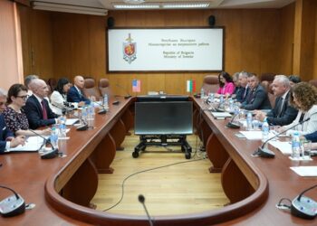 САЩ: Неочаквано лоша новина за визите