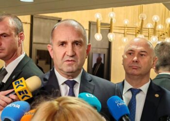 Радев относно санкциите срещу Русия: Няма да позволим точно на Вагит Алекперов да бъдат приложени.