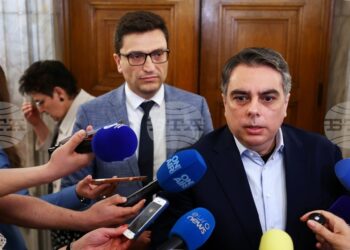 Василев: Скандално е да се одобри увеличение на дълговия лимит с 3,8 млрд. евро без реални изчисления.