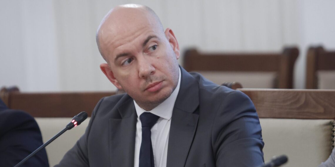 „Възраждане“ настоява Радев да настоява за прекратяване на всички европейски средства за Северна Македония.