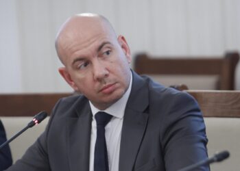 „Възраждане“ настоява Радев да настоява за прекратяване на всички европейски средства за Северна Македония.